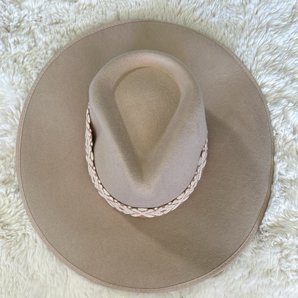 OLIVE & PIQUE WOOL FELT TRIBAL BAND HAT - Picture 3 of 12